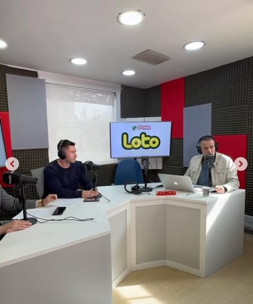Universo FM